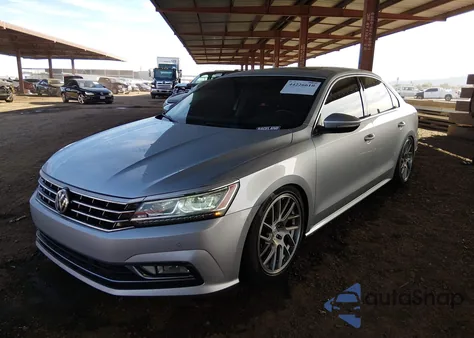 2018 Volkswagen Passat 2.0T Se z USA, uszkodzony, nr VIN 1VWBA7A35JC026839
